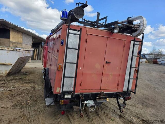Camion à usage spécial  W50 L/LF IFA Löschfahrzeug mit Pumpe + Tank