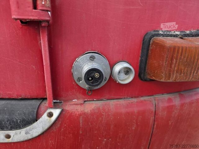 Camion à usage spécial  W50 L/LF IFA Löschfahrzeug mit Pumpe + Tank
