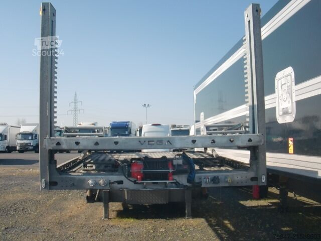Semi-remorque porte-voitures Vega 2D Jeep Carrier Lenkachse f. 6 Fahrzeuge