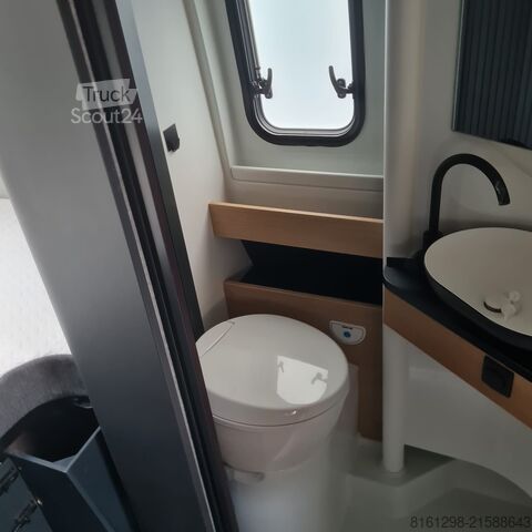 Converted van & Camper van MAN ADRIA TWIN MAX SLB 680