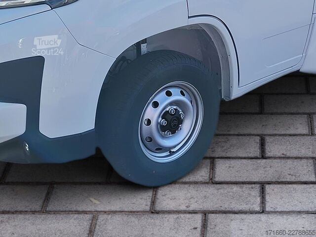 Polointegrovaný obytný vůz CARADO T 338 Markise, Radträger, Safety Paket