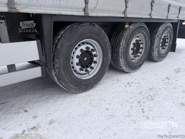 Semi-reboque aberto com lona Schmitz Cargobull Curtainsider Standard