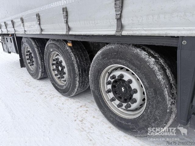 Semi-reboque aberto com lona Schmitz Cargobull Curtainsider Standard