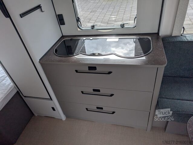Toercaravan Burstner B66  465 TS