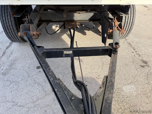 Vehicul comercial SAXAS 2 Achs Koffer Drehschemel 1. Hand trocken dicht