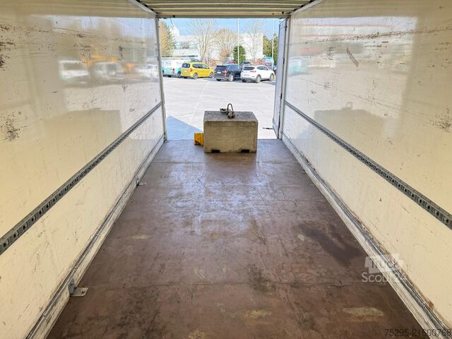 Vehicul comercial SAXAS 2 Achs Koffer Drehschemel 1. Hand trocken dicht