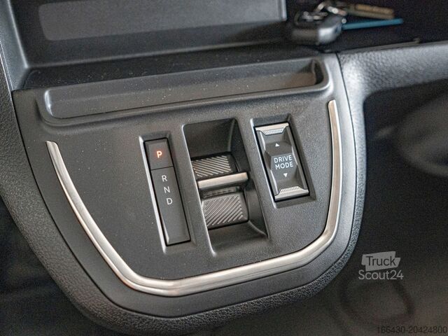 Kleinbus Peugeot Expert e-Expert KW standard 100kW - 75kWH BT