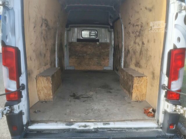 Bestelbus Fiat Ducato 2.3