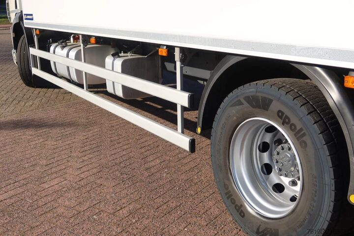 Hűtött/fagyasztott szállítás DAF CF 320 FA Koel/Vries + Dhollandia 2000 kg klep,...