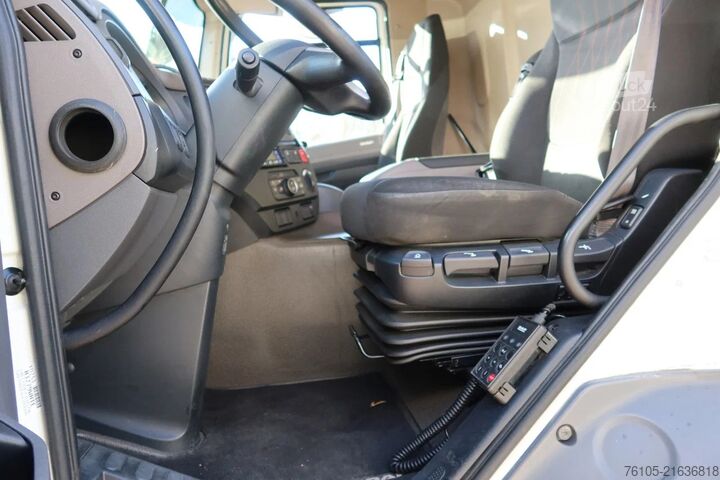 Hűtött/fagyasztott szállítás DAF CF 320 FA Koel/Vries + Dhollandia 2000 kg klep,...