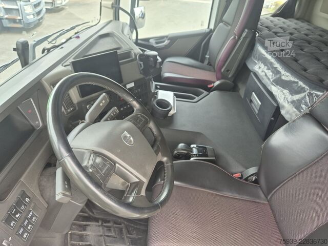 Säiliöauto Volvo FM 500 6x2  ISOLIERTER Tankaufbau - TIGER Anlage