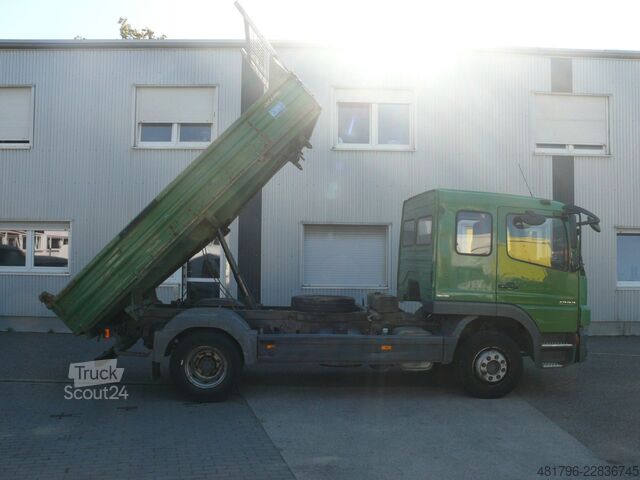 Ανατρεπόμενο φορτηγό MERCEDES-BENZ Atego 1222 Meiller 3 Seiten Kipper Doka 6 Sitze