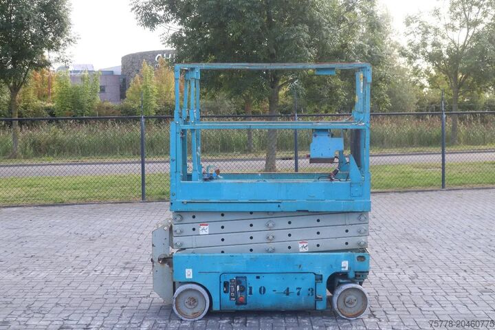 Šķēres lifts Genie GS-1932 | 7.8 METER | NOT WORKING / PARTS MACHINE