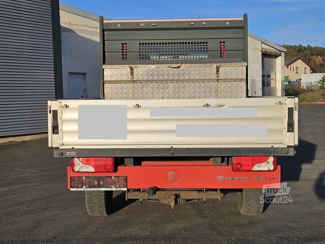 Caminhão plataforma Mercedes-Benz 213 CDI Sprinter