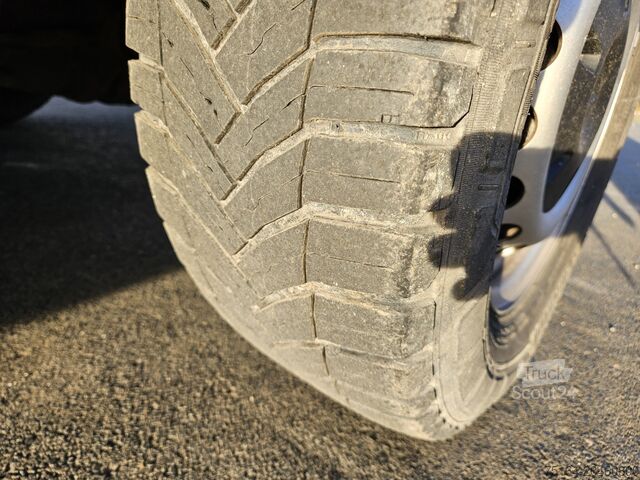 شاحنة صغيرة Mercedes-Benz 213 CDI Sprinter