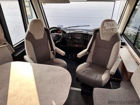Integrated camper Knaus L!VE I 650 MEG für Familien und Paare