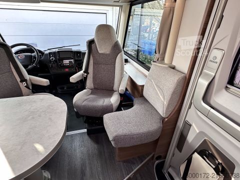 Integrated camper Knaus L!VE I 650 MEG für Familien und Paare