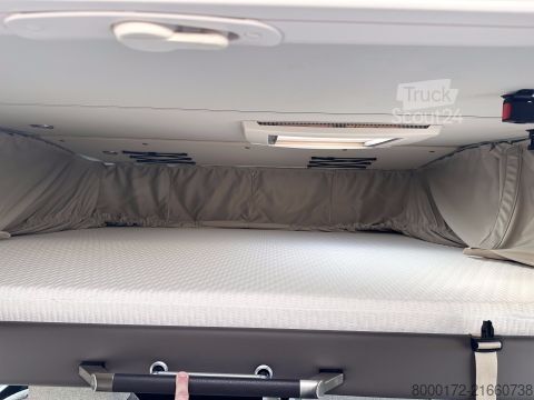 Integrated camper Knaus L!VE I 650 MEG für Familien und Paare