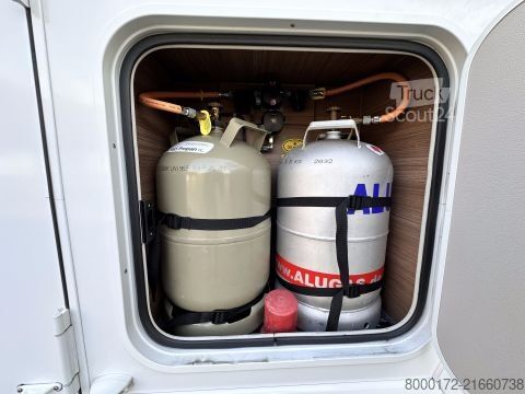 Integrated camper Knaus L!VE I 650 MEG für Familien und Paare