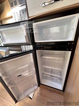 Integrated camper Forster I 741 EB 5 Pers., Hubstützen, Autark