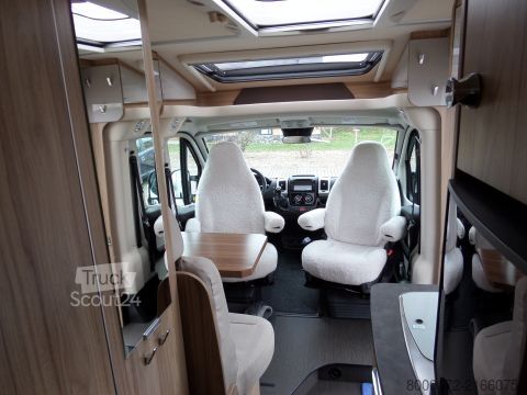 Semi-integrated camper Hymer/Eriba Exsis-t 588 Hubstützen, Lithium