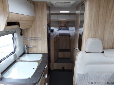 Semi-integrated camper Hymer/Eriba Exsis-t 588 Hubstützen, Lithium