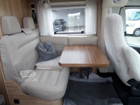 Semi-integrated camper Hymer/Eriba Exsis-t 588 Hubstützen, Lithium