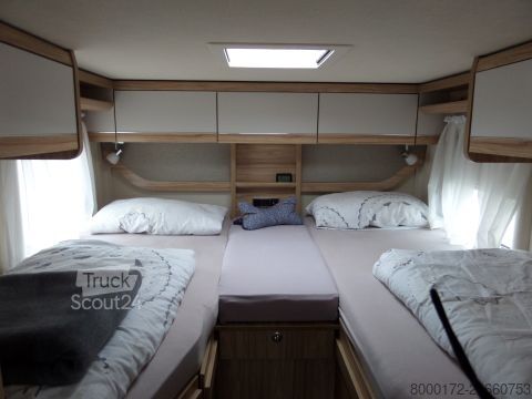 Semi-integrated camper Hymer/Eriba Exsis-t 588 Hubstützen, Lithium