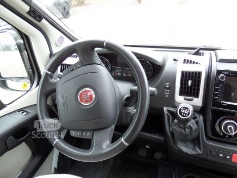 Semi-integrated camper Hymer/Eriba Exsis-t 588 Hubstützen, Lithium