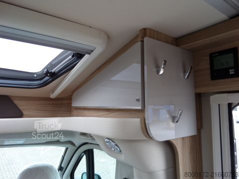 Semi-integrated camper Hymer/Eriba Exsis-t 588 Hubstützen, Lithium