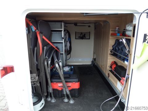 Semi-integrated camper Hymer/Eriba Exsis-t 588 Hubstützen, Lithium