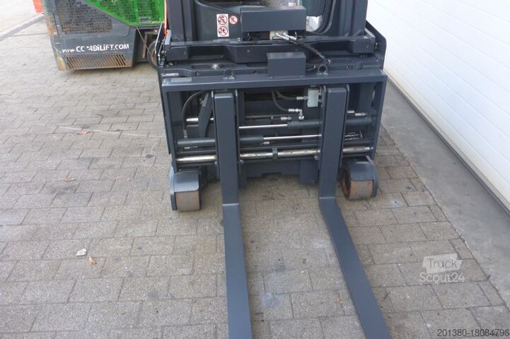 Schubmaststapler Linde R16 X