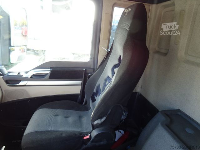 Içecek kamyonu MAN 26.460 TGS*kpl Zug Schwenkwand*2x LBW*NLA*38 Pal