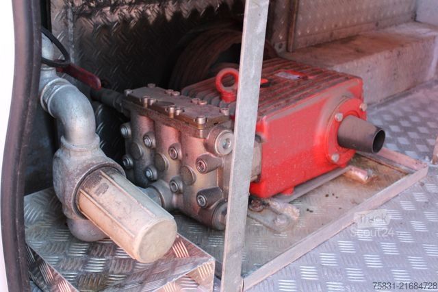 Saugwagen MERCEDES-BENZ Sprinter 516 CDI F&F 1,5m³ Kanal-HD-Spüler