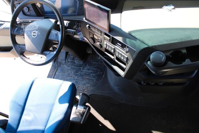 Standard tractor unit VOLVO FH 500 4x2 BL - 2 x Tank - Retarder - Nr.: 609