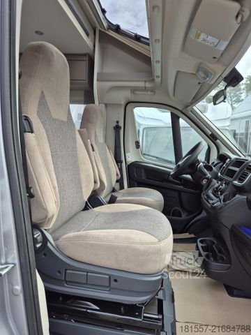 Camping-car semi-intégré CARADO pro+ T 135 Hubbett / Automatik / Fußbedenerwärmu