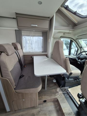 Camping-car semi-intégré CARADO pro+ T 135 Hubbett / Automatik / Fußbedenerwärmu