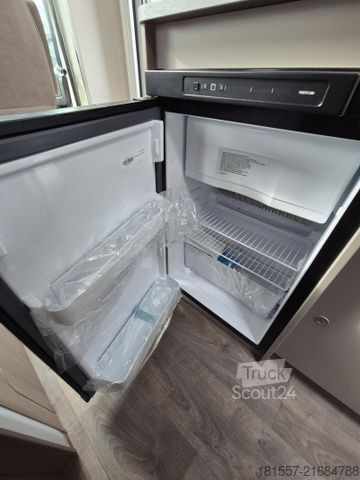 Camping-car semi-intégré CARADO pro+ T 135 Hubbett / Automatik / Fußbedenerwärmu