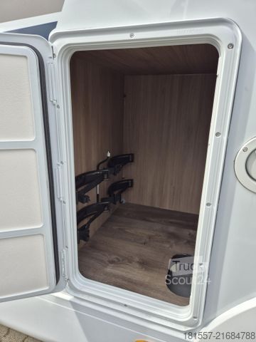 Camping-car semi-intégré CARADO pro+ T 135 Hubbett / Automatik / Fußbedenerwärmu