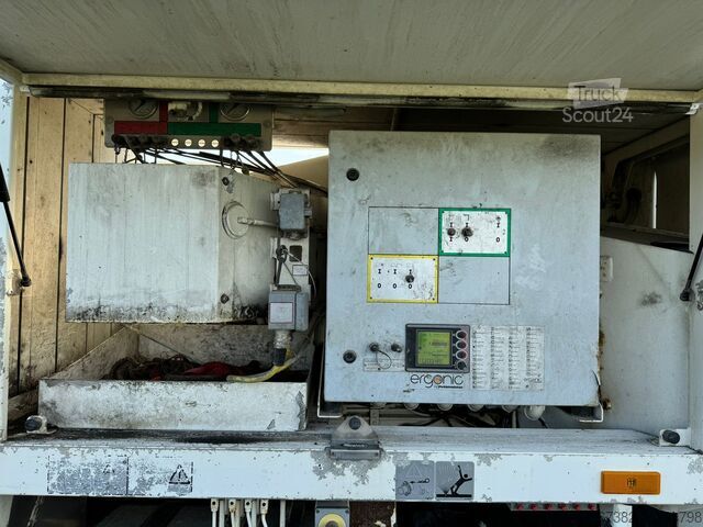 Betonszivattyú Mercedes-Benz Actros 2632 6x4 with Putzmeister BSF 24-4 11 24...
