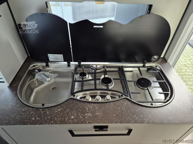 Przyczepa kempingowa BÜRSTNER B66 485 TS 2.000 kg / Duschpaket