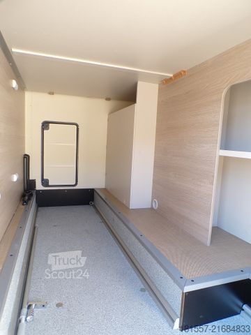 Półzintegrowany kamper BÜRSTNER Lineo T 620 G Isofix, SAT/TV, Markise, Navi