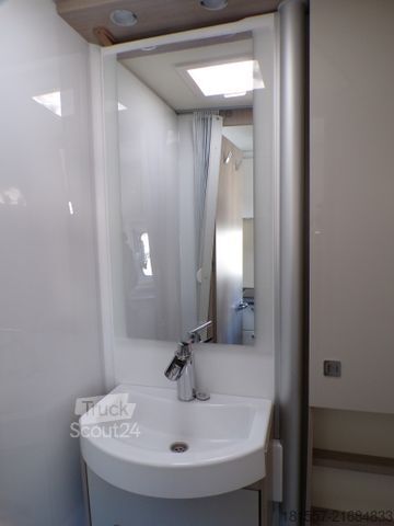 Półzintegrowany kamper BÜRSTNER Lineo T 620 G Isofix, SAT/TV, Markise, Navi