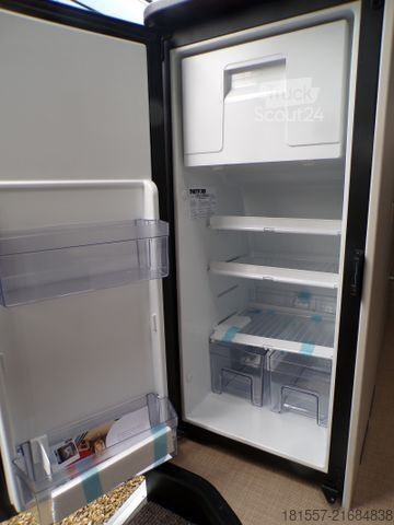 Camping-car BÜRSTNER Lineo C 590 Tageszulassung / Sofort Verfügbar, A