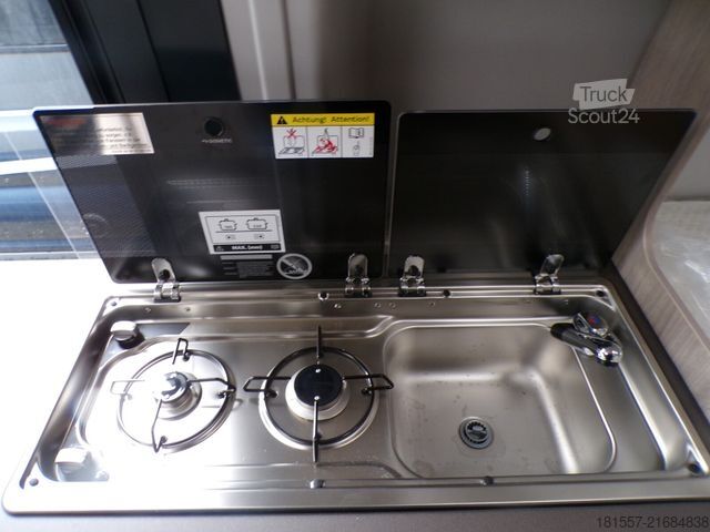 Camping-car BÜRSTNER Lineo C 590 Tageszulassung / Sofort Verfügbar, A