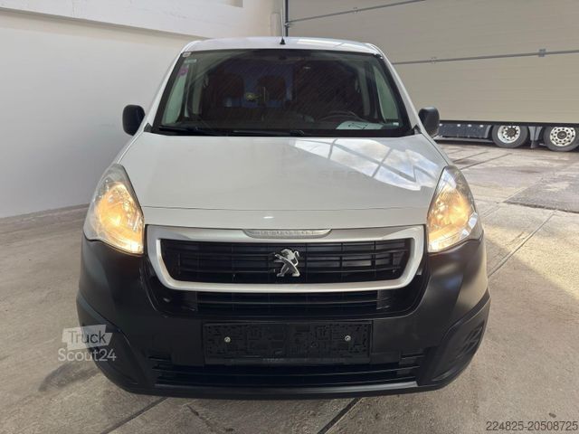 Fourgon tôlé PEUGEOT PARTNER KASTENWAGEN*ELEKTRO*2016*1HAND*EURO6*