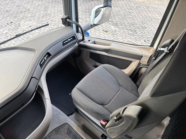 Standardní tahač DAF XG 480 FT I ZF Intarder I Top Zustand I