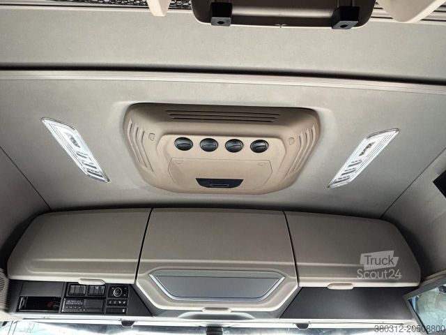 Standard nyergesvontató DAF XG 480 FT I Christal White I Top Zustand I