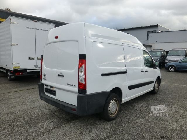 Magas tetős furgon TOYOTA PROACE 2.0d L2H2 Klima Standheizung