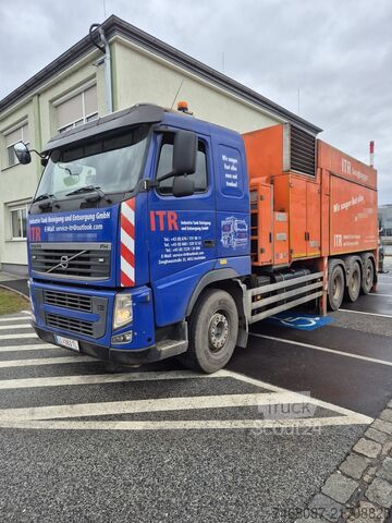 Savaeigis darbo įrenginys Volvo FH D 84